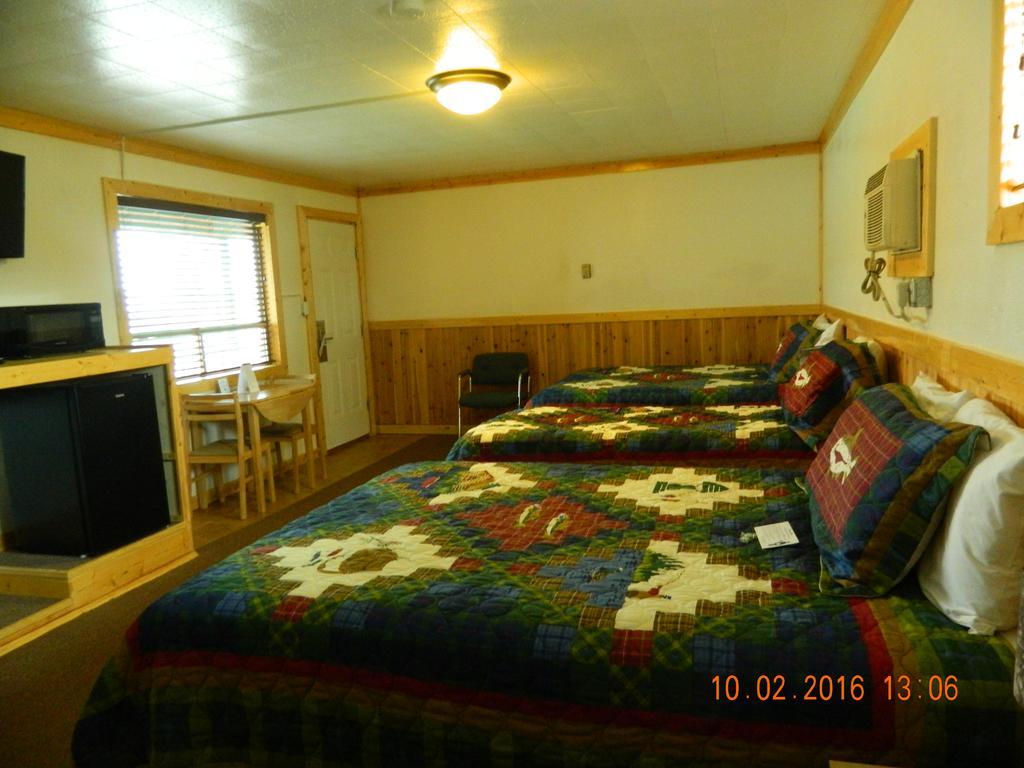 Country Motor Inn Livingston Eksteriør billede